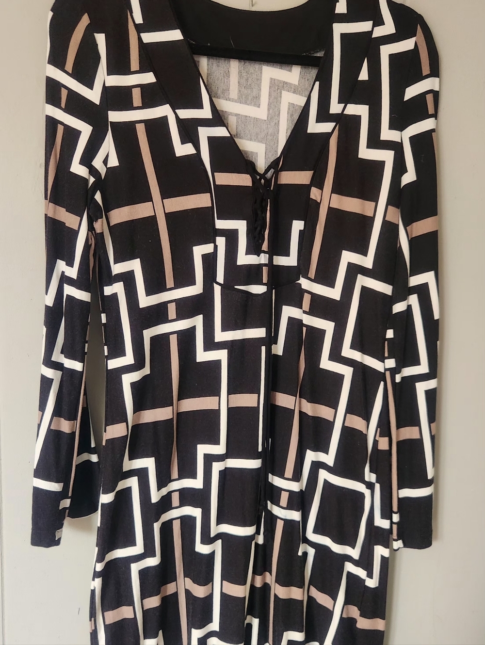 Black Geometric Print Long Sleeve Dress with Beige and White Accents